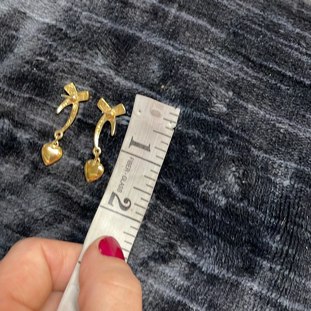 Earrings - Picture 4 of 6